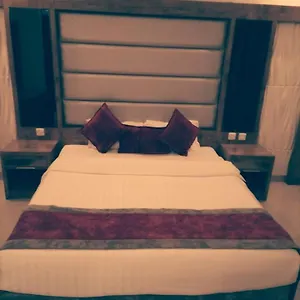 Hotel Aram, Riadh
